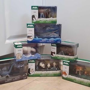 TOMY ANIA TOY ANIMAL FIGURES BUNDLE......BRAND NEW!
